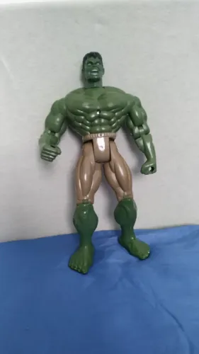 Boneco Hulk Articulado - Colecionador.
