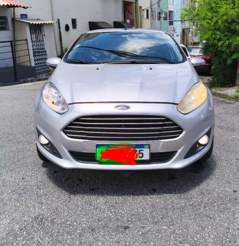 Ford Fiesta 1.5 16V Flex Mec. 5P 2015