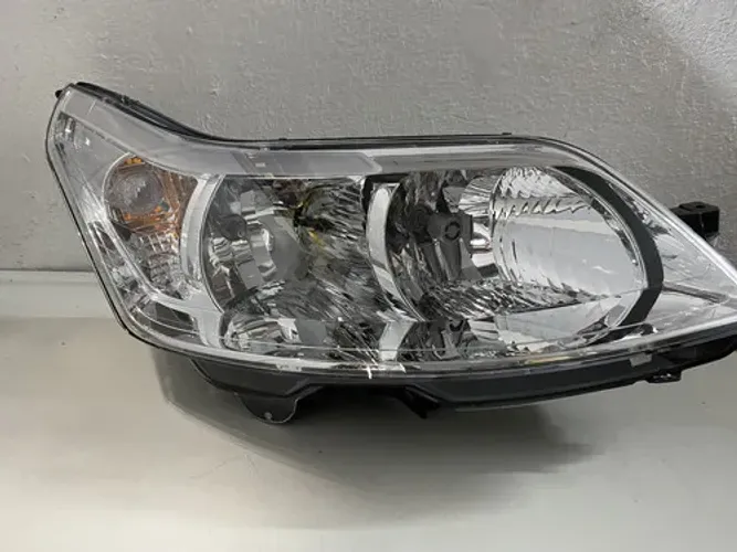 Farol Citroen C4 Pallas Novo Original 23113002