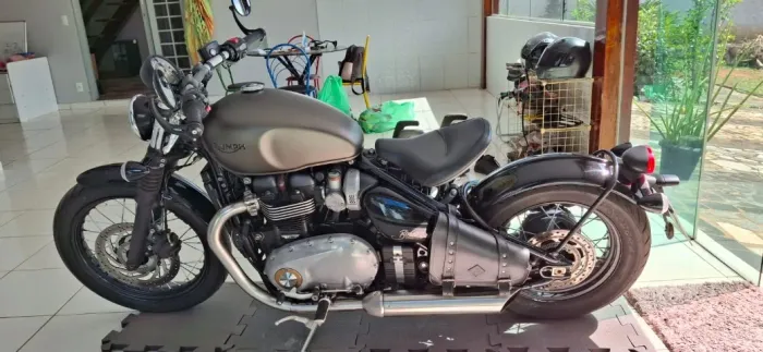 Triumph Bobber 1200cc