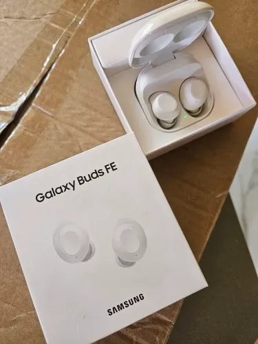 Samsung Galaxy Buds FE - Novo na Caixa
