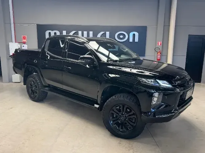 Mitsubishi TRITON HPE-S 2.4 CD 4X4 TB Diesel Aut. 2022