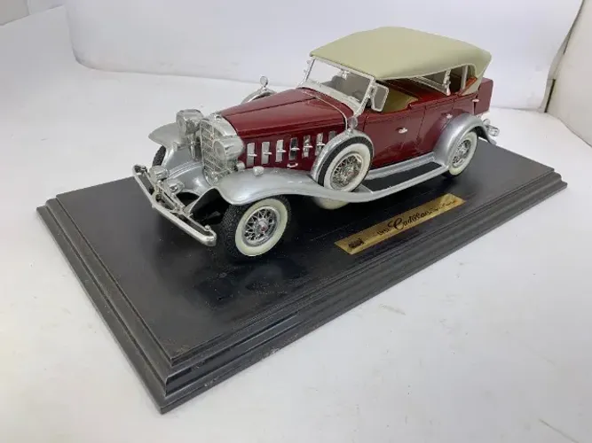 Miniatura Anson 1/18 1932 Cadillac Sport Phaeton - Maravilhosa