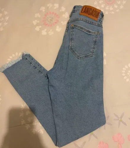 Calça Jeans Lança Perfume Feminina Tam 36 Barra Desfiada Original