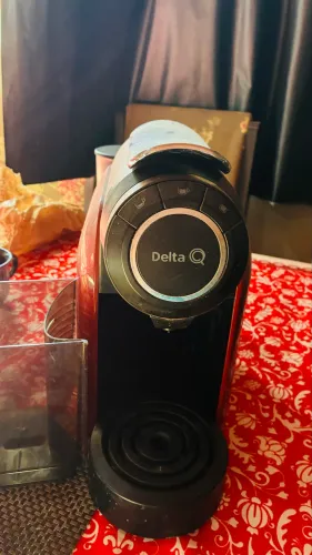 Cafeteira delta Q