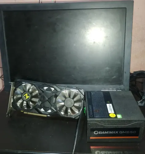 RX580 COM DEFEITO + FONTE 650W + MONITOR 19 POLEGADAS