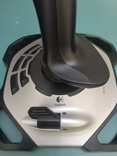  manche  Joystick Logitech Extreme 3D Pro 