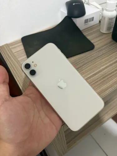 iPhone 11 64gb branco