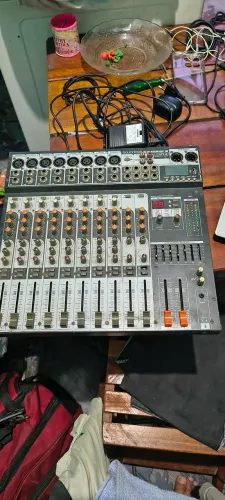 MESA DE SOM SOUNDCRAFT DE 12 CANAIS + FONTE ORIGINAL