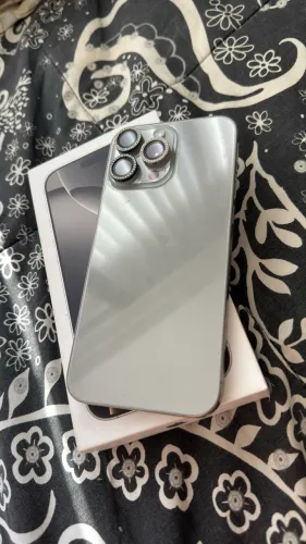 iPhone 16 Pro Max 256gb Natural Titanium parcela até 18x