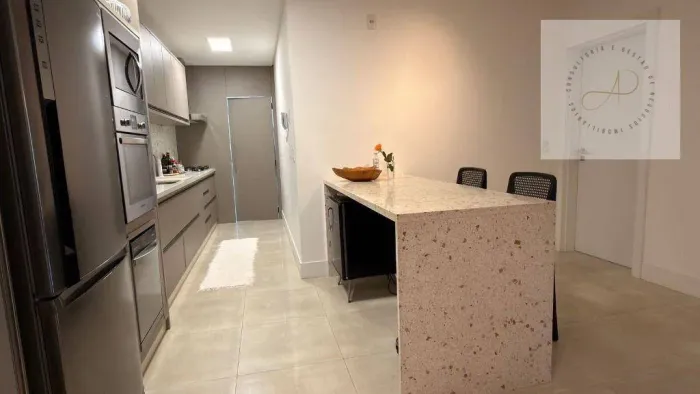 Apartamento com 3 dormitórios para alugar, 125 m² por R$ 9.430,00/mês - João Paulo - Flori