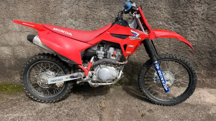 CRF 150 F