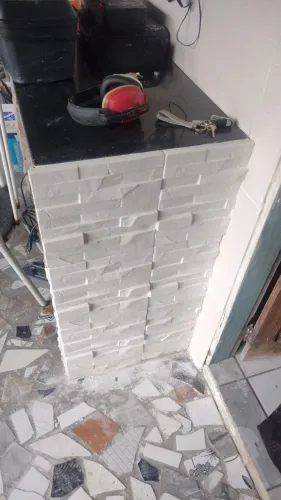 *GESSEIRO*  trabalhamos com todos os tipos de serviço em gesso 