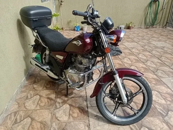 Motocicleta HAOJUE INTRUDER 150