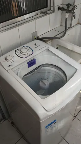 Máquina de lavar roupas Electrolux 8,5kg. Modelo Essential Care