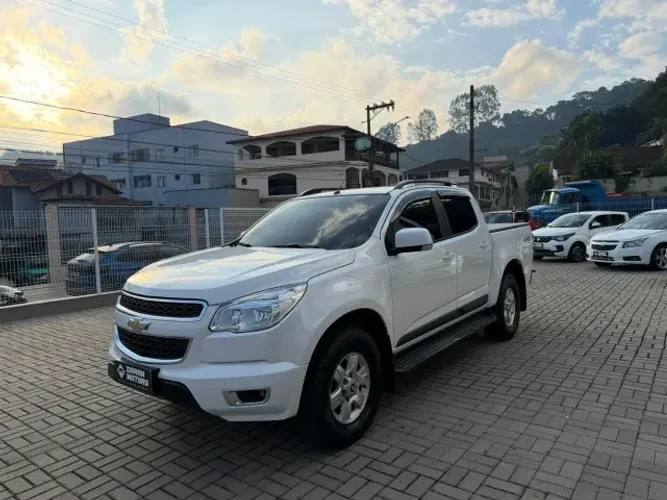 Chevrolet S10 Pick-up LT 2.8 TDI 4X4 CD Diesel AUT 2015
