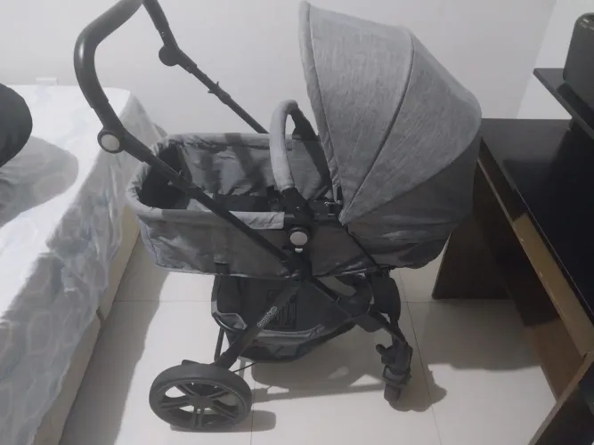 Carrinho de bebê + Moisés + Bebê Conforto