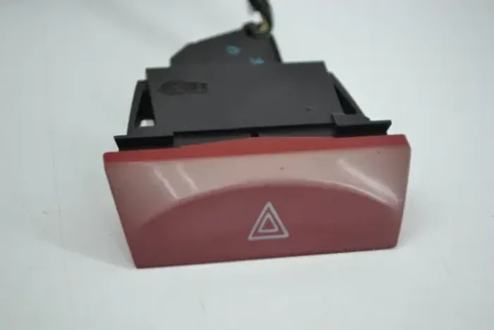 Botão Interruptor Pisca Alerta Painel Fiat Stilo 2006 Origin Vermelha
