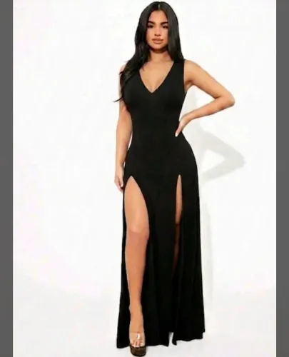 Vestido longo com duas fenda