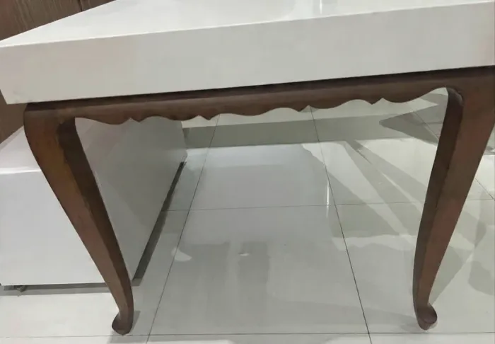Mesa jantar tampo quartzo branca 