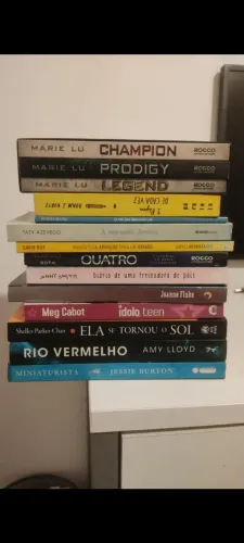 Livros usados em bom estado - vários títulos 