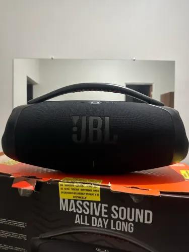 BOOMBOX 3