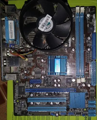 Vendo placa mãe Asus P5G41T-MLX2/BR funcionando sem memória<br>