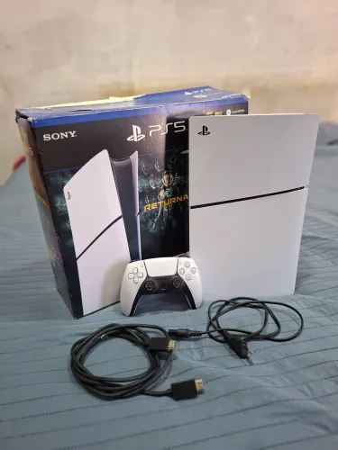 Ps5 slim mídia digital 1TB, preço negociável!