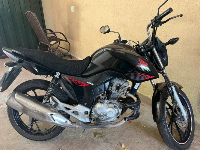 Vendo moto em excelente estado
