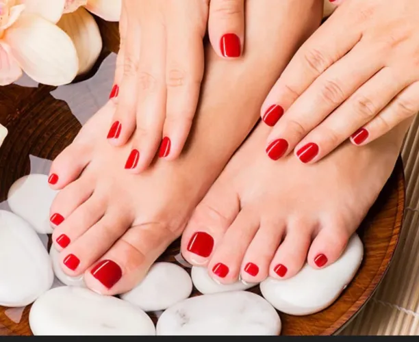 Vaga para manicure