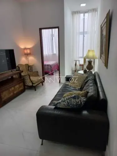 Excelente quarto e sala em Botafogo