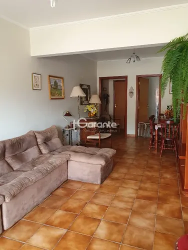 Apartamento com dois quartos à venda em Aguas de Lindoia SP