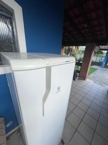 Geladeira Electrolux Frost Free RFE3