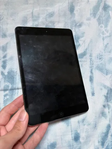 iPad mini para retirar peças apenas 