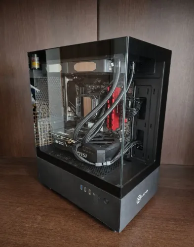 PC Gamer Completo (Ultima Geração) (32gbram) (1440p) (2 tb ssd) (RTX5070) (Ryzen 7 5700X)