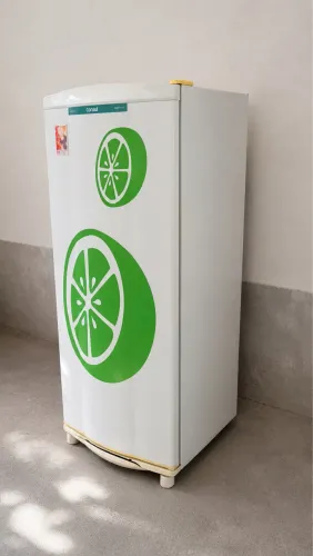 Vendo Geladeira Cônsul 