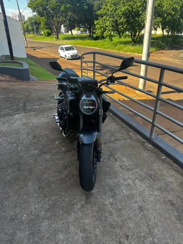 CB650R E-Clutch