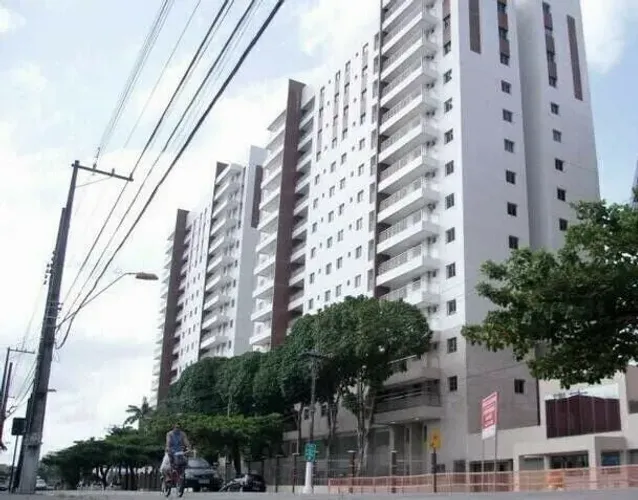Piazza Toscana - Apartamentos em porcelanato de 2 e 3 quartos com até 2 vagas