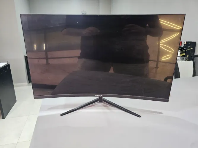 Monitor gamer 31.5' tela curva