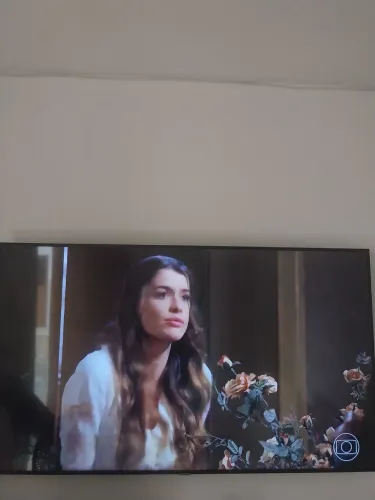TV de 65 polegadas 1300 reais