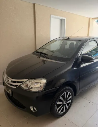 Toyota Etios Platinum Sed. 1.5 Flex 16V 4P Mec. 2015