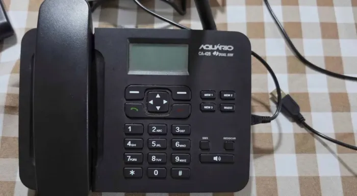 Celular de Mesa Dual Chip Aquário CA42S Funcionando (Precisa de Bateria Nova)