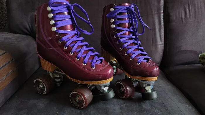 Patins Brilliant roxo Traxart tamanho 4 35/35 + meia + kit de proteção completo