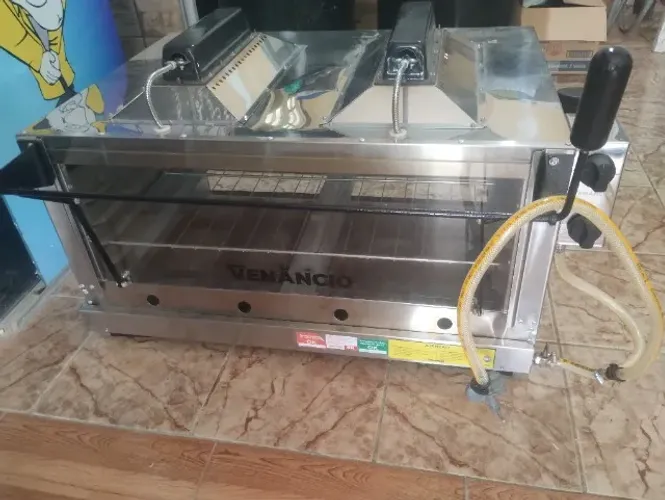 Forno Venancio Profissional semi novo