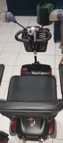 Cadeira elétrica.