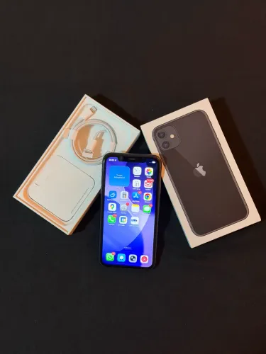 iPhone 11 128GB - Preto - Cabo original nunca usado - Completo na Caixa