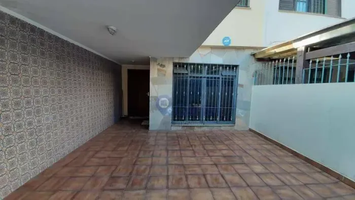 Sobrado com 3 dormitórios para alugar, 130 m² por R$ 5.162,47/mês - Jardim Aeroporto - São