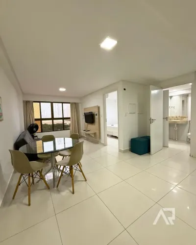 Aluguel de Apartamento Porteira Fechada com 01 Suíte e a cerca de 400m do Mar da Praia de
