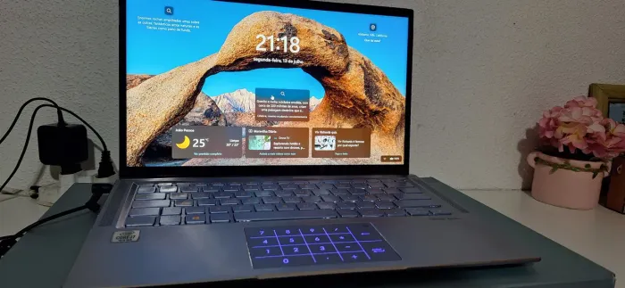 Notebook ASUS ZenBook i7 10ª Gen SSD 256GB - Oportunidade