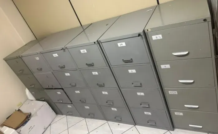 Arquivo de Aço 4 Gavetas para Pasta Suspensa - Escritório